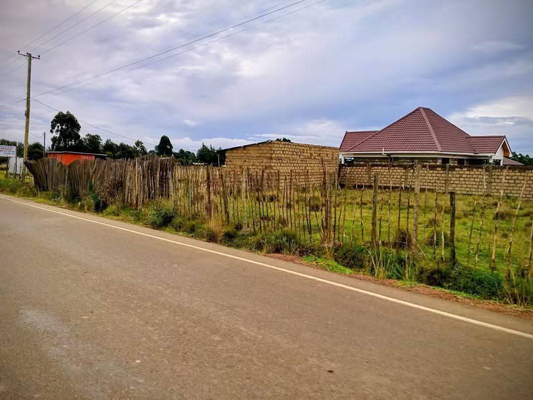 Plots for sale in Marura,2 plots remaining  ~50 by 100 plots for sale along Marura - Koshyn Eldoret tarmac. ~Touches the tarmac, a plot here goes for 1.3m negotiable ~mortgage/cash accepted. ~Has ready titles. Call us at 0743509093/0721895736 