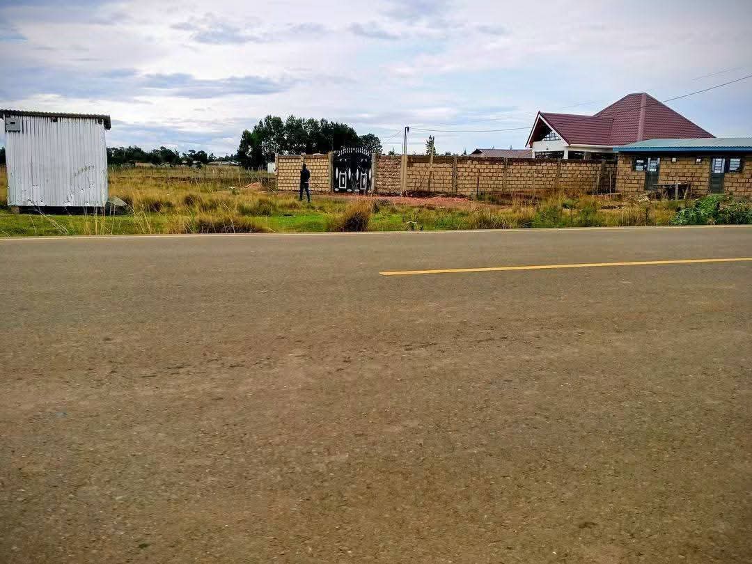 Plots for sale in Marura,2 plots remaining  ~50 by 100 plots for sale along Marura - Koshyn Eldoret tarmac. ~Touches the tarmac, a plot here goes for 1.3m negotiable ~mortgage/cash accepted. ~Has ready titles. Call us at 0743509093/0721895736 